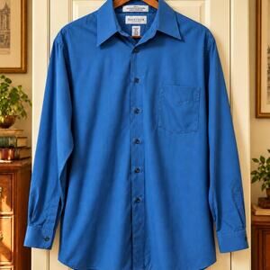 Van heusen blue poplin wrinkle